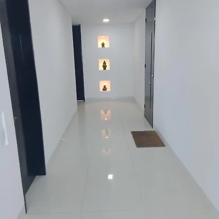 A 10 Min Del Aeropuerto X7pax Apartment