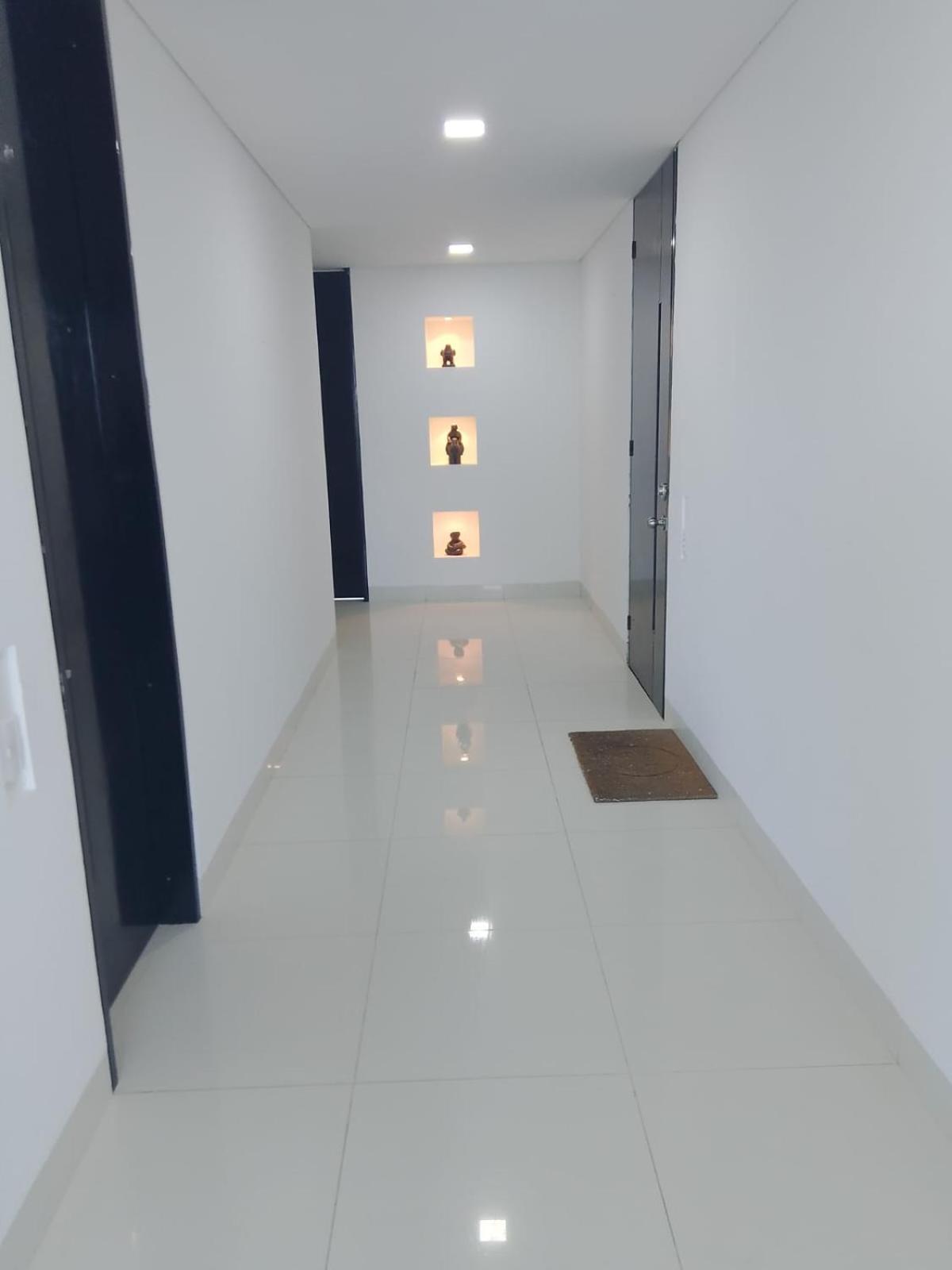 A 10 Min Del Aeropuerto X7pax Apartamento